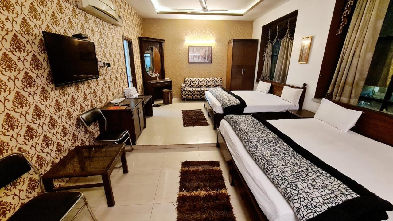 Hotel Hk Continental Amritsar Exterior foto